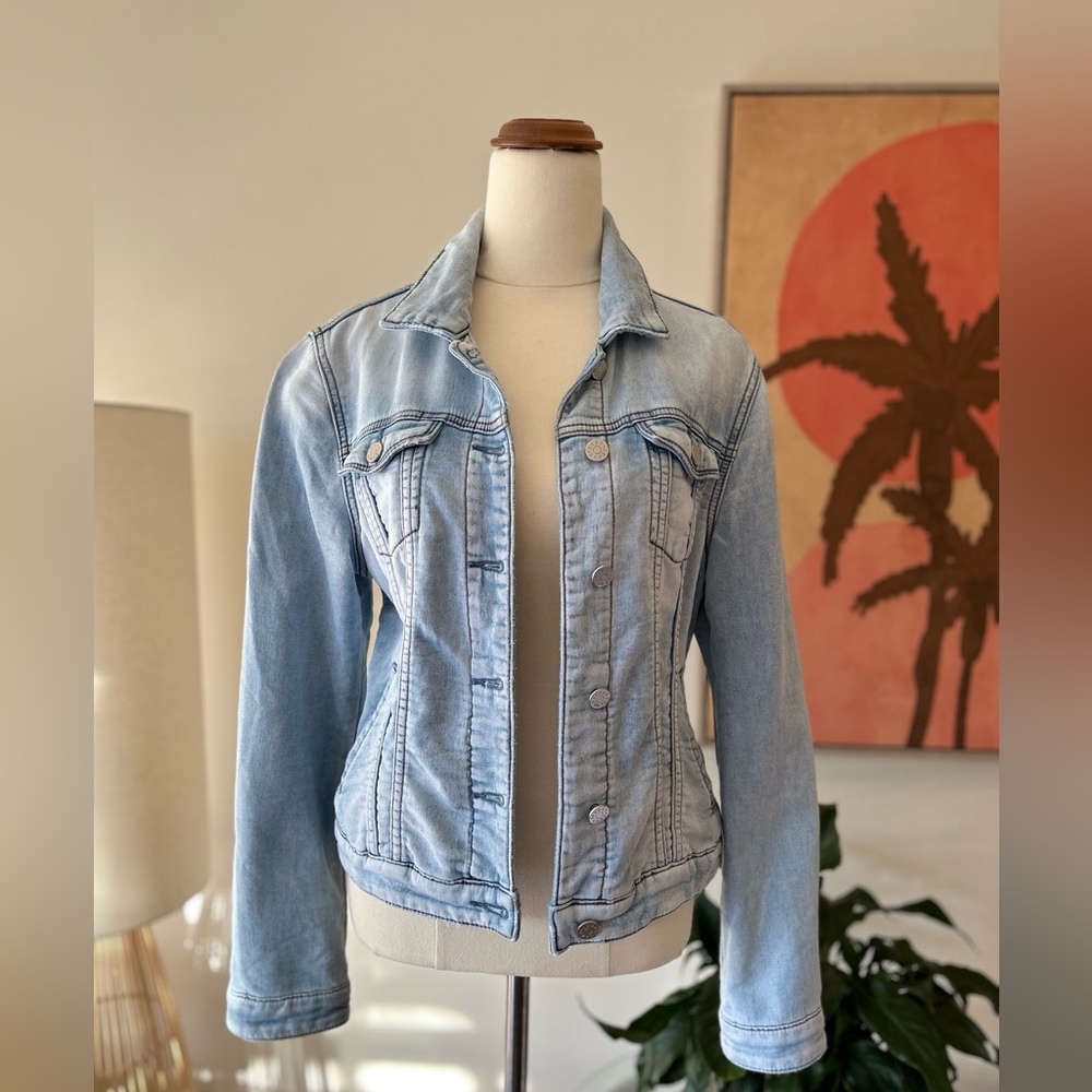 Just Jeans Amaze Knit Trucker Light Denim Jacket - Picture 3 of 9